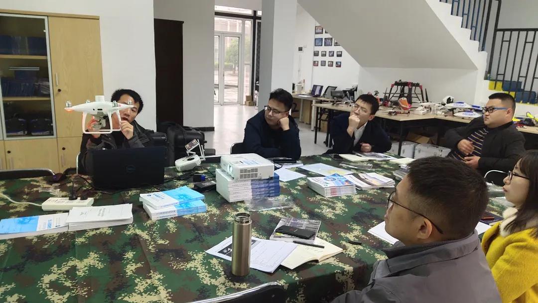 理论知识培训 (1).jpg
